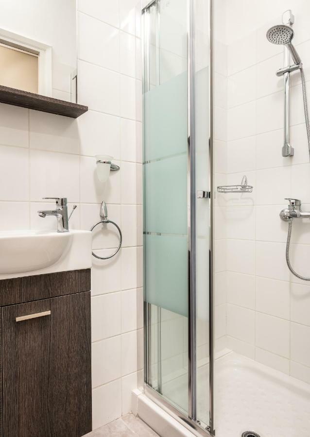 אתונה Exceptionally Located Studio Apartment מראה חיצוני תמונה