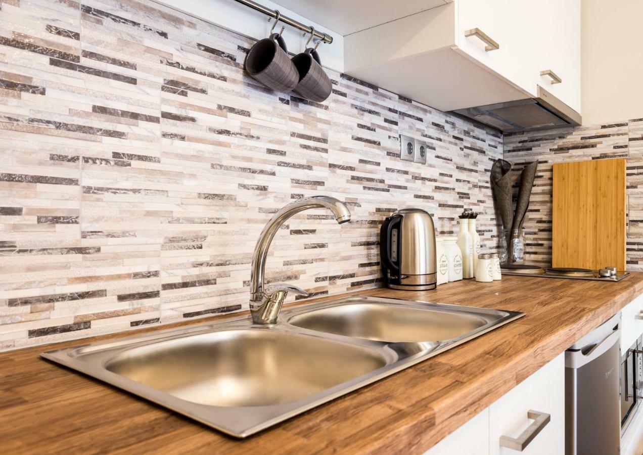 אתונה Exceptionally Located Studio Apartment מראה חיצוני תמונה